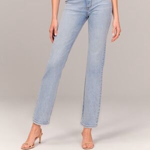 Abercrombie & Fitch I Ultra High Rise I Ankle Straight Jean Light I 32/14 short